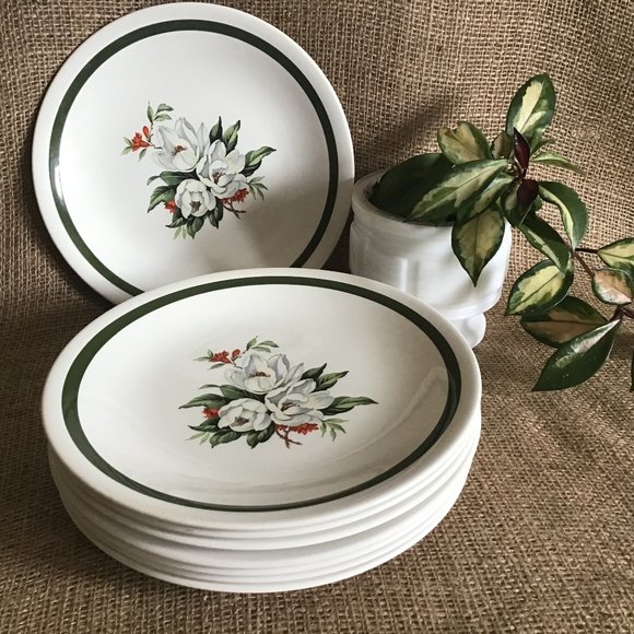 Wedgwood Dinner Plates Set of 8 Vintage - Picture 1 of 5